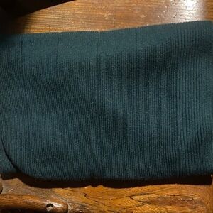3/$15. Hunter Green Ribbed Knit Scarf